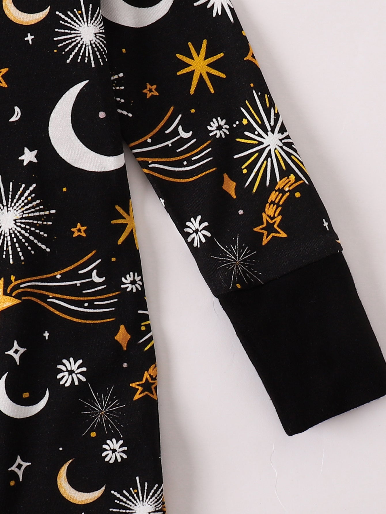 JUNBLEBABY-New Years Moon Star Fireworks Baby Bamboo Convertible Zipper Romper Pajamas