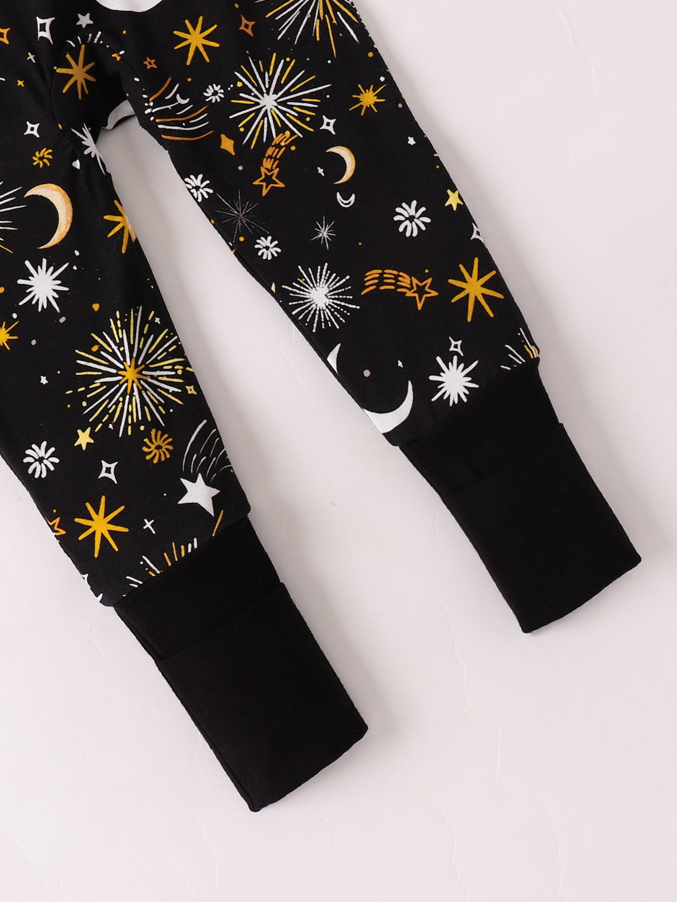 JUNBLEBABY-New Years Moon Star Fireworks Baby Bamboo Convertible Zipper Romper Pajamas