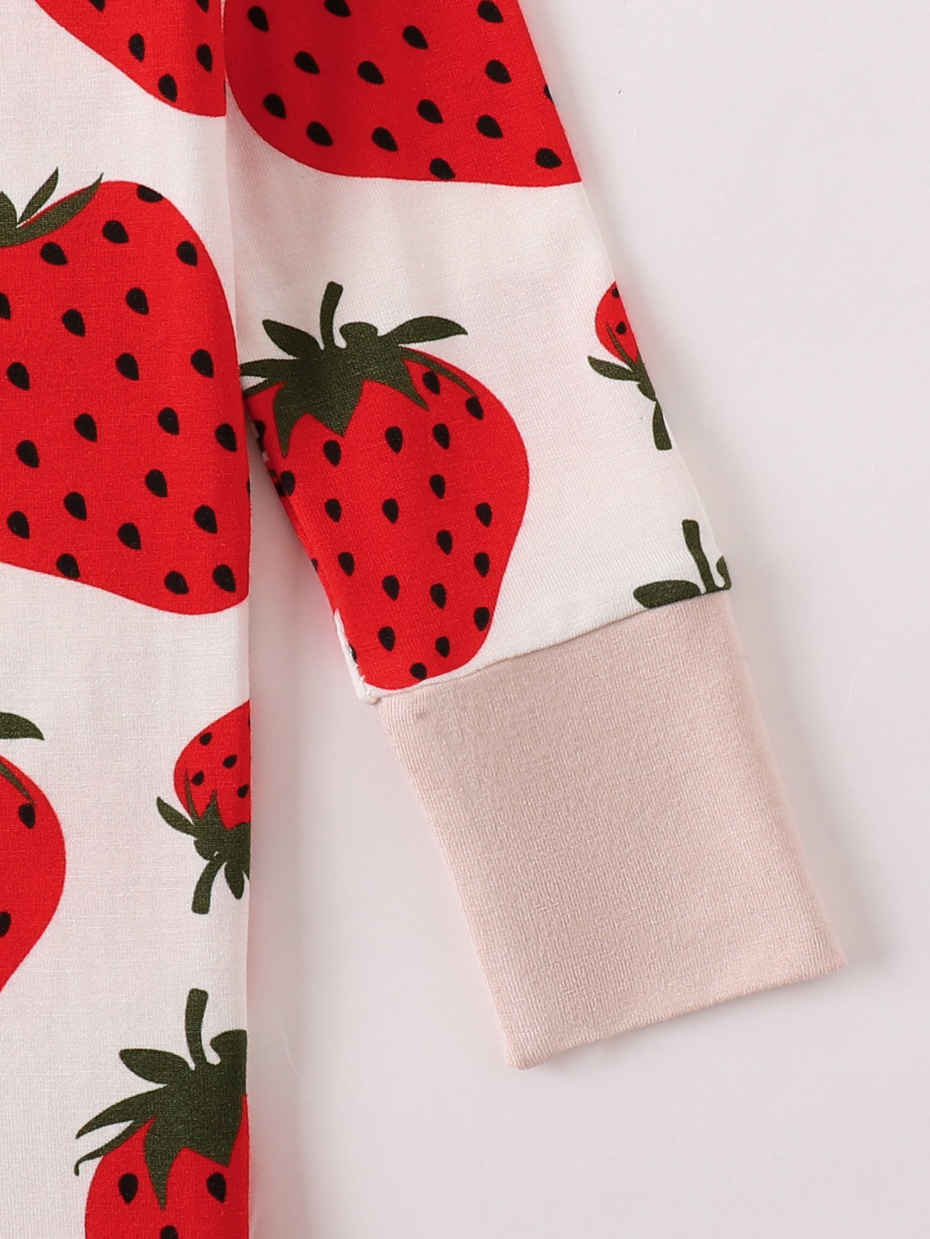 JUNBLEBABY-Strawberry Joy Baby Bamboo Convertible Zipper Romper Pajamas