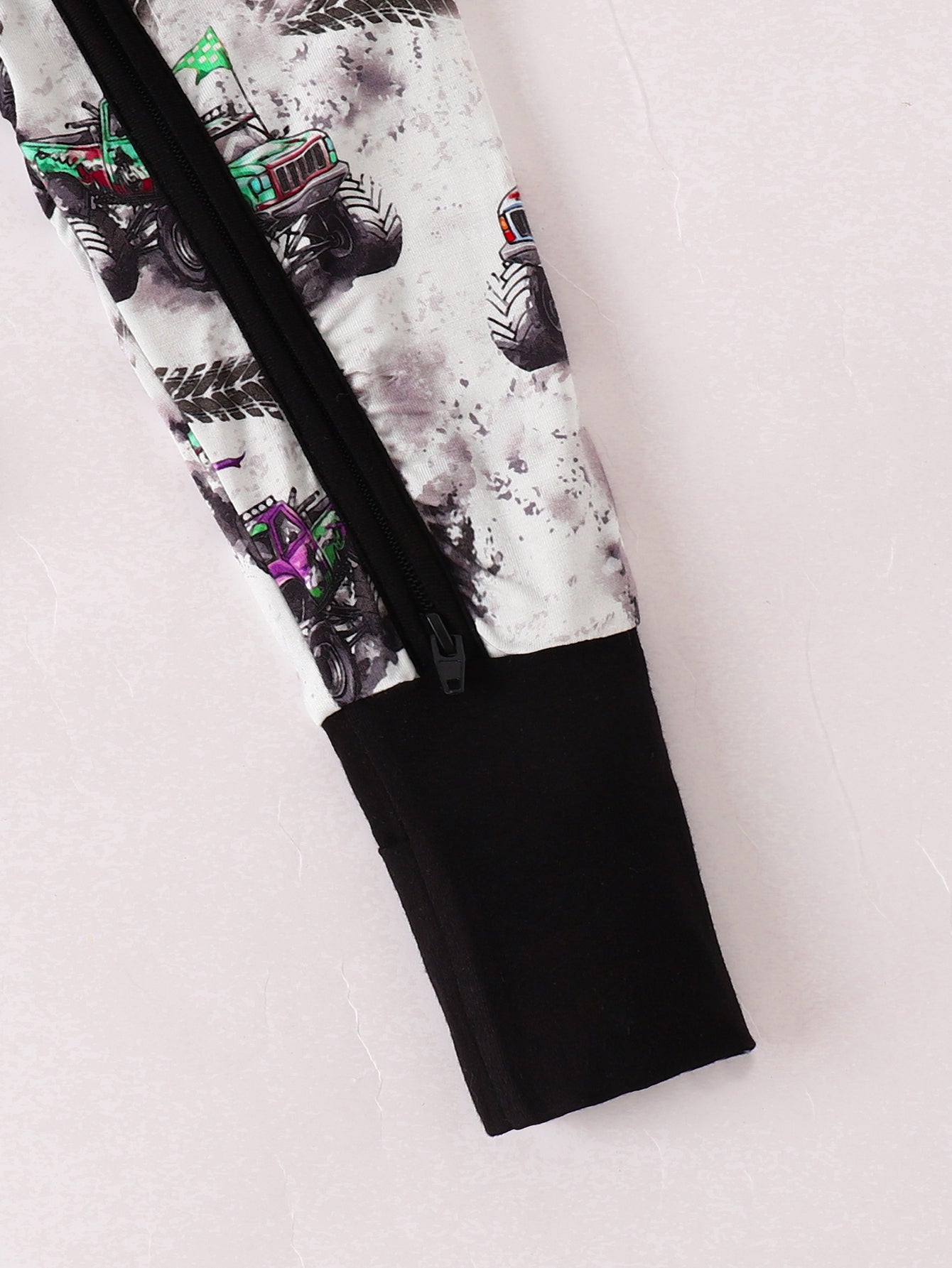 JUNBLEBABY-Racing car Baby Bamboo Convertible Zipper Romper Pajamas