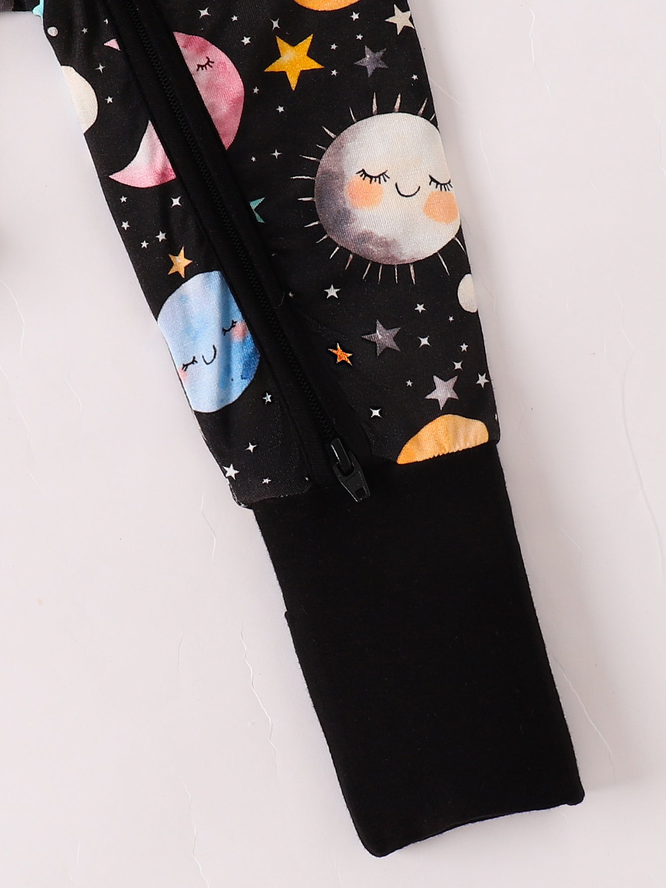 JUNBLEBABY-The Nine Planets Universe Starry River Baby Bamboo Convertible Zipper Romper Pajamas